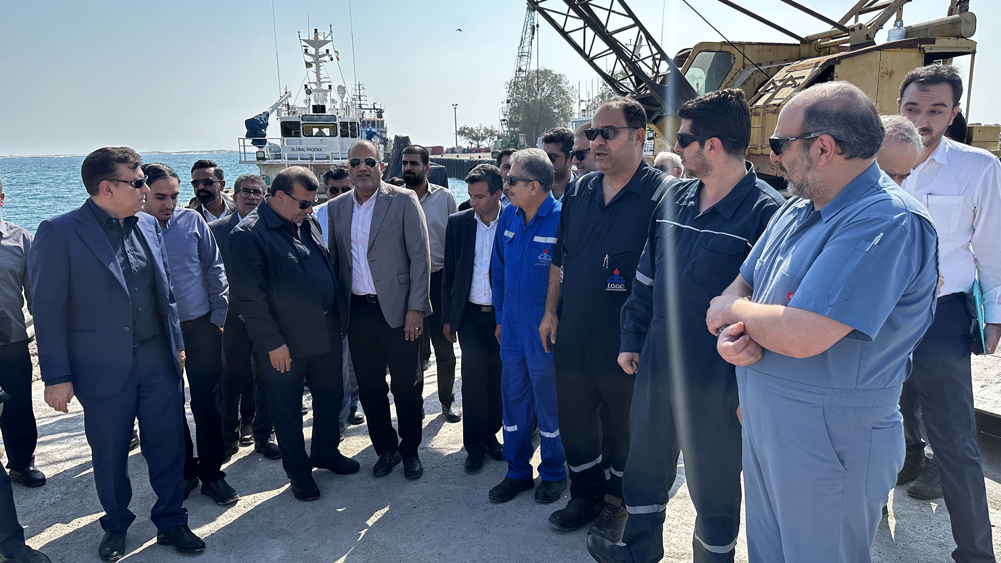 بازدید نماینده استان هرمزگان در مجلس از تاسیسات شرکت نفت فلات قاره ایران در جزیره لاوان